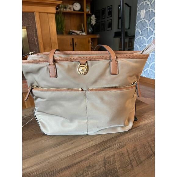 MICHAEL Michael Kors Handbags - 6/$25 Michael Michael Kors Nylon Beige and Neon Green Shoulder Bag